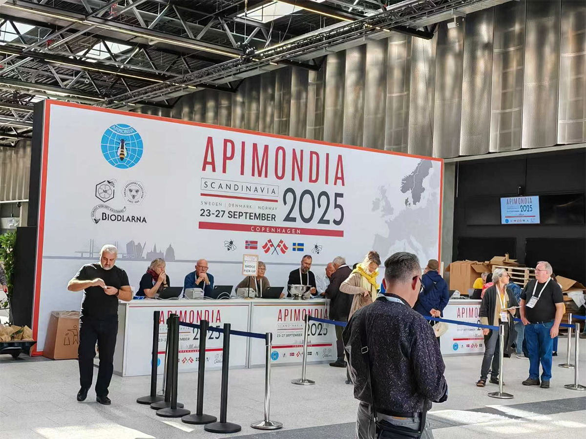 APIBUZZ Attends the 49th Apimondia Congress, Beekeeping Organization