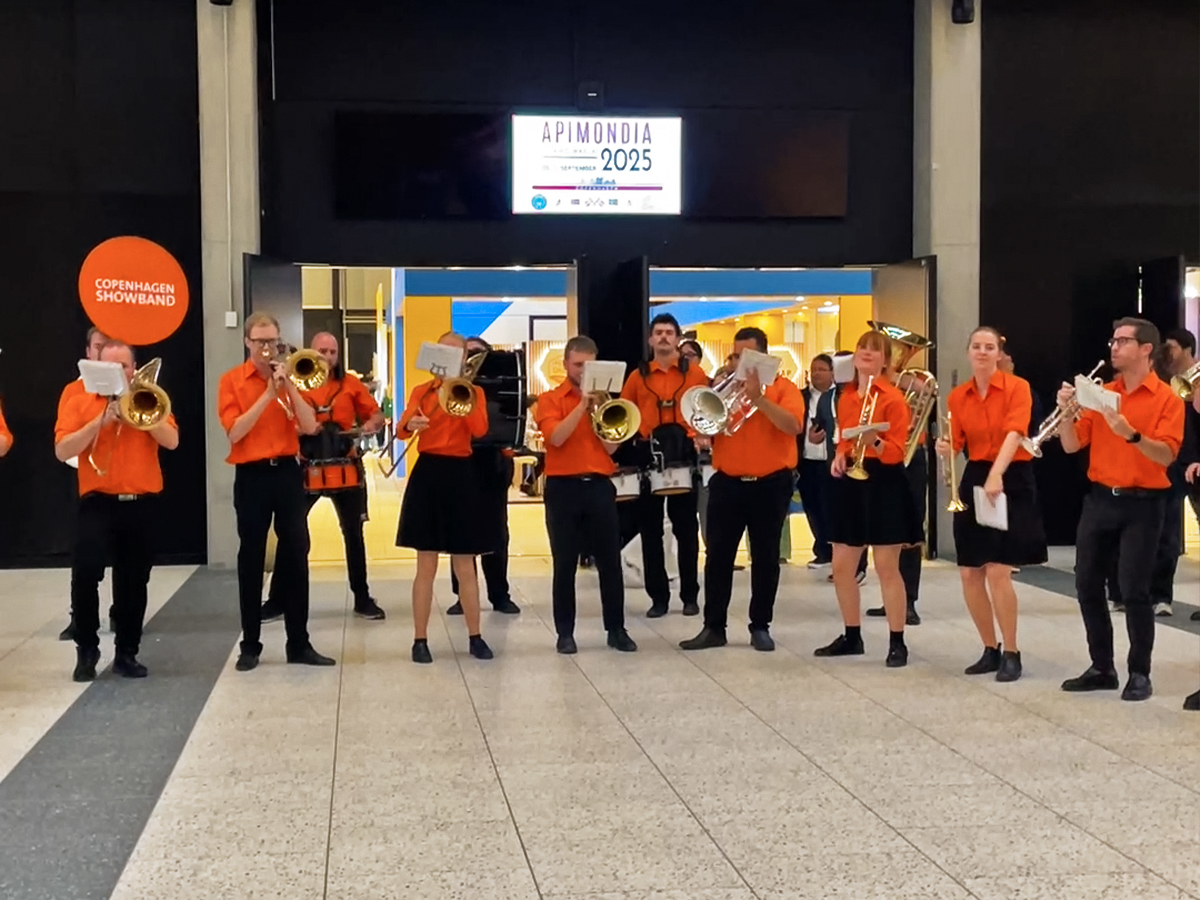 APIBUZZ Attends the 49th Apimondia Congress, Beekeeping Organization